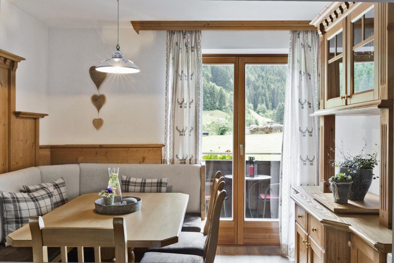 Feriendorf Holzlebn Grossarl Kamer foto
